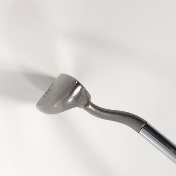 Callaway Carlsbad Series Aston Putter RH 35.5" (Small Dent on the Shaft) - Picture 5 of 15